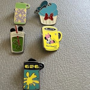 Disney Pins (lot of 5)